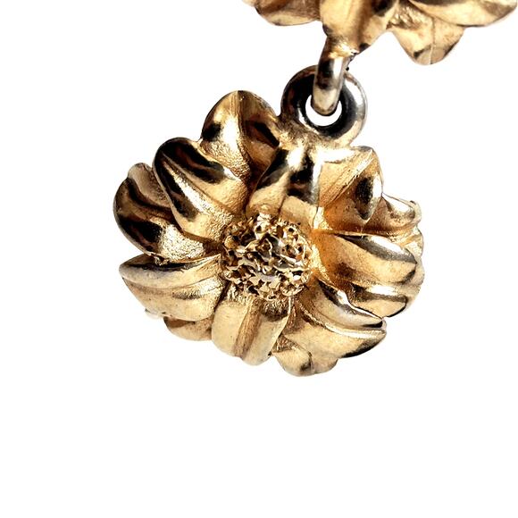 Erwin Pearl Vintage Gold-Plated Tiered Flower Dangle Earrings 2.5" - Picture 4 of 8